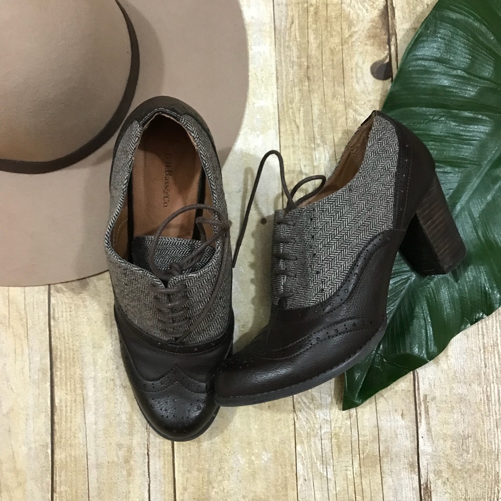 G.H Bass lace shoe